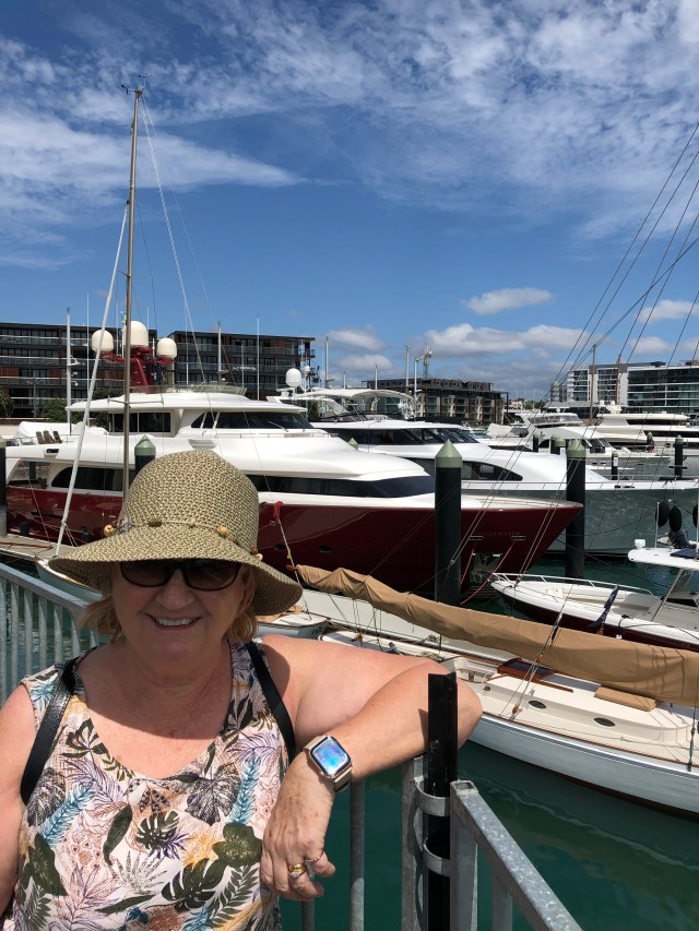 126BB195-92B0-4E3B-AFA9-393C3E57CA91